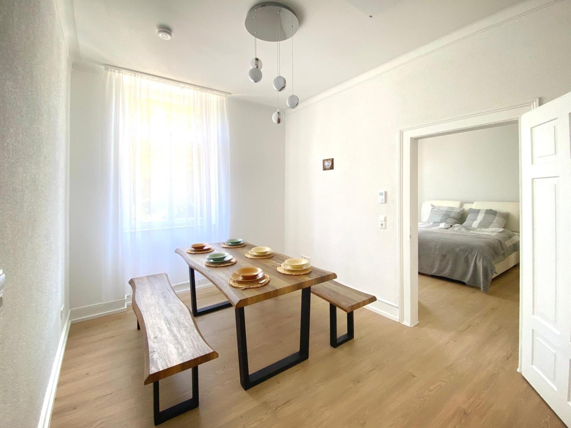 Quiet & Park View - Ulm Mitte Apartment Luaran gambar